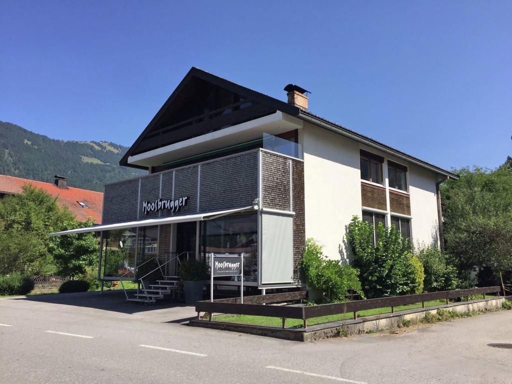 Modern Holiday Home With Mountain View Bezau Luaran gambar
