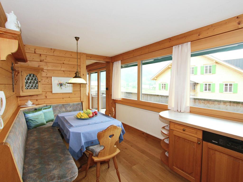 Modern Holiday Home With Mountain View Bezau Luaran gambar